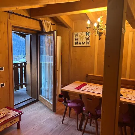 아파트 Cozy Tra Le Montagne 산비토디카도레